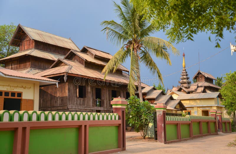 Traditional Bagan House, Myanmar Editorial Photo Image of sulamani