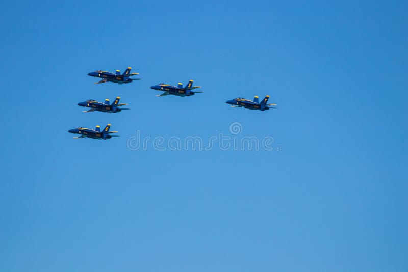 Myrtle Beach South Carolina Air show med de blåa änglarna fotografering för bildbyråer Myrtle Beach South Carolina Air show med de blåa änglarna fotografering för bildbyråer