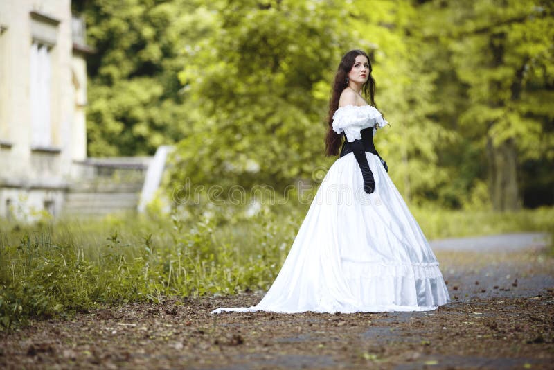 mystisk kvinna royaltyfria bilder mystisk kvinna royaltyfria bilder