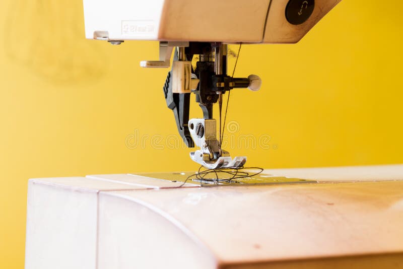 Máquina de costura fotografia de stock Máquina de costura fotografia de stock