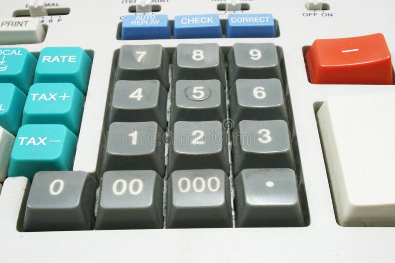 Máquina de la calculadora para la declaración sobre la renta fotografía de archivo libre de regalías Máquina de la calculadora para la declaración sobre la renta fotografía de archivo libre de regalías