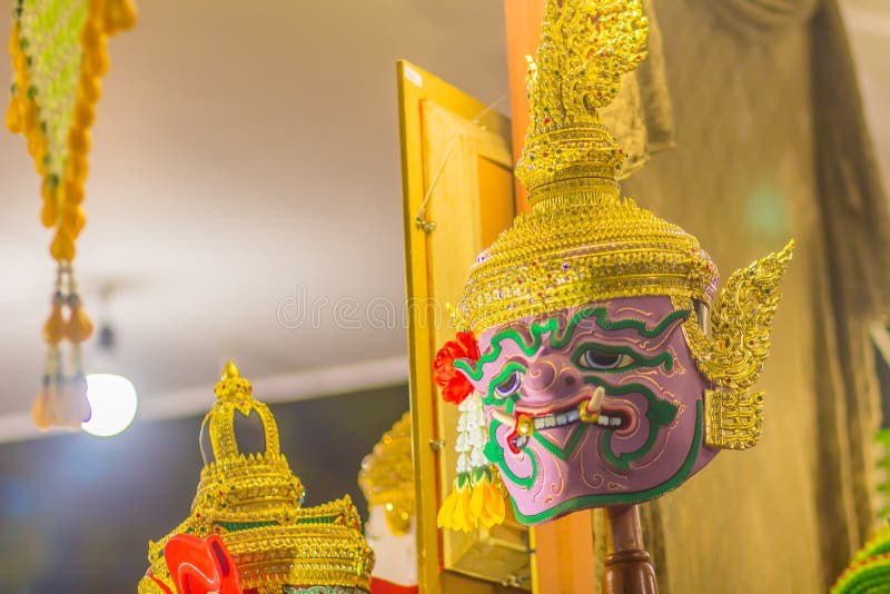 Máscaras hermosas de Hua Khon, la máscara tradicional tailandesa de la bella arte para el funcionamiento de baile Khon es danza t fotos de archivo libres de regalías Máscaras hermosas de Hua Khon, la máscara tradicional tailandesa de la bella arte para el funcionamiento de baile Khon es danza t fotos de archivo libres de regalías