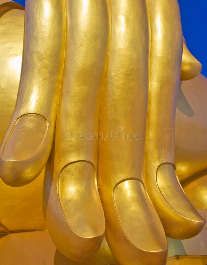 Mão da estátua grande da Buda imagem de stock Mão da estátua grande da Buda imagem de stock