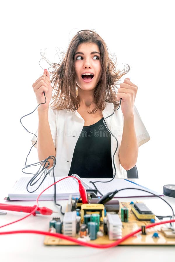 Mädchen mit Elektroschock, Stromprobleme, Girl hält Leitungsdrähte stockbilder Mädchen mit Elektroschock, Stromprobleme, Girl hält Leitungsdrähte stockbilder