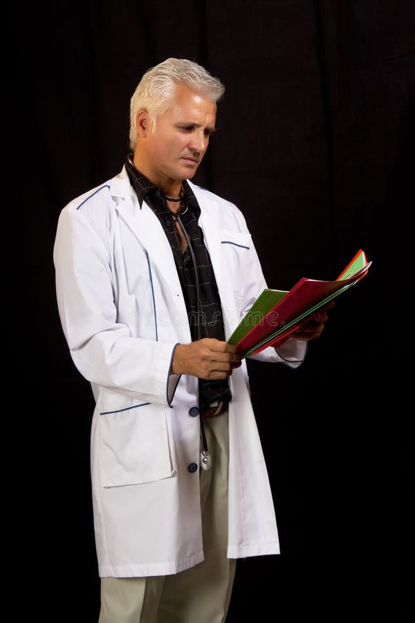 Männlicher Krankenhaus-Doktor