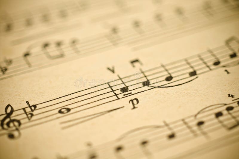 Música clásica - notas sobre el papel amarilleado de la vendimia foto de archivo libre de regalías Música clásica - notas sobre el papel amarilleado de la vendimia foto de archivo libre de regalías