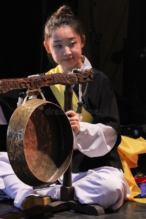 Músico coreano jogador jing