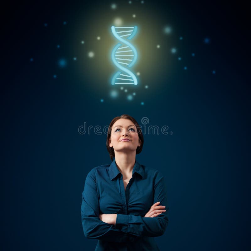 Młoda kobieta naukowiec myśli o dna zdjęcia stock