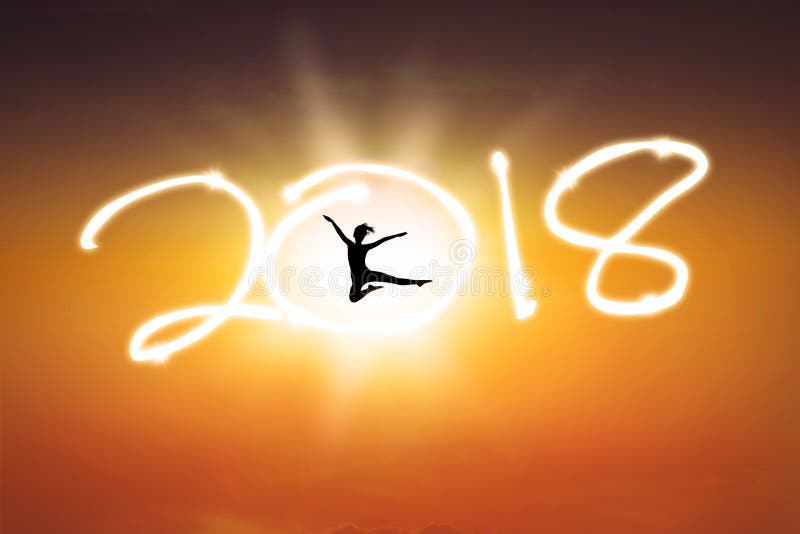 Młoda kobieta taniec z liczbą 2018 ilustracja wektor Młoda kobieta taniec z liczbą 2018 ilustracja wektor