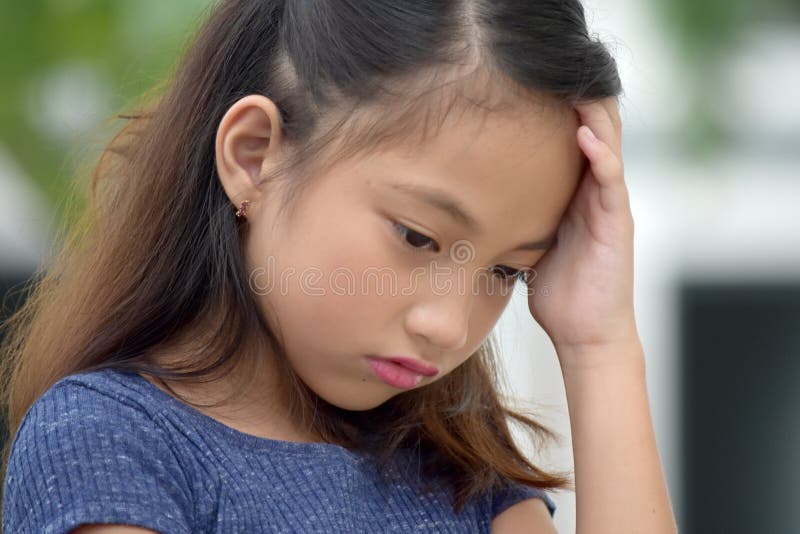 Młodociany filipinka Tween, depresja I zdjęcia royalty free
