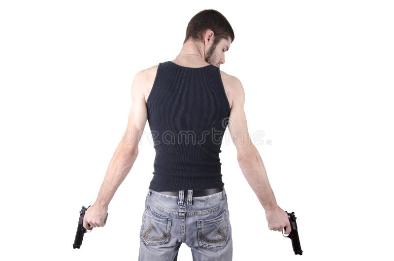 Młody człowiek z pistoletami