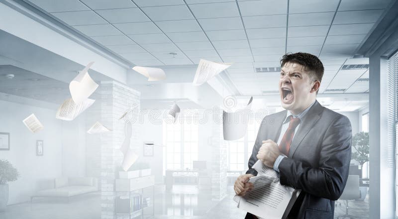 Młody zestresowany mężczyzna rozdzierający dokumenty sfrustrowanym wyrazem twarzy. ilustracji
