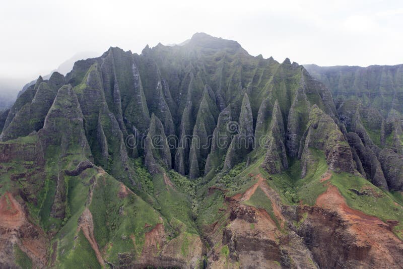 Na Pali coast - Kauai, Hawaii - beautiful mountains stock photo Na Pali coast - Kauai, Hawaii - beautiful mountains stock photo