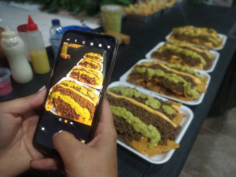 Nachos Salsa royalty free stock photos