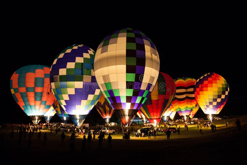 Nacht bij een Festival van de Hete Luchtballon