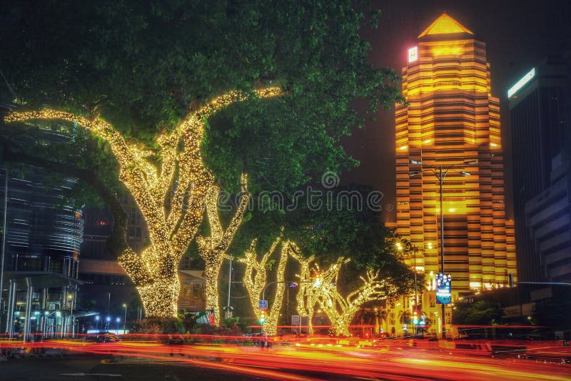 Nacht in Jalan Ampang, Kuala Lumpur, Maleisië royalty-vrije stock afbeeldingen Nacht in Jalan Ampang, Kuala Lumpur, Maleisië royalty-vrije stock afbeeldingen