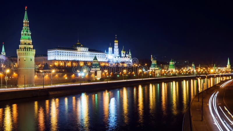 Nachtansicht des Moskaus der Kreml, Russland stockfotos Nachtansicht des Moskaus der Kreml, Russland stockfotos