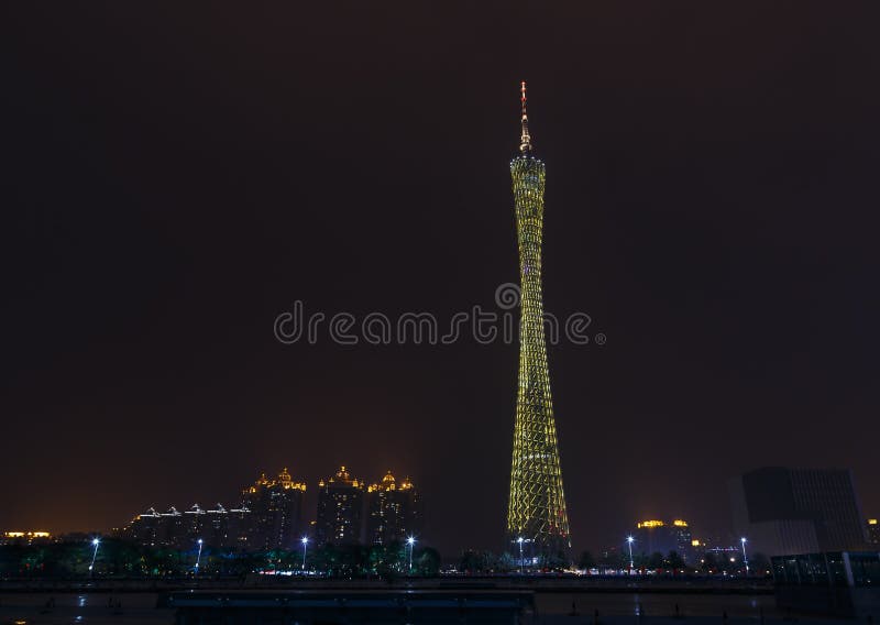 Nachtscène van Guangzhou-de Toren van Kantontv royalty-vrije stock afbeeldingen Nachtscène van Guangzhou-de Toren van Kantontv royalty-vrije stock afbeeldingen