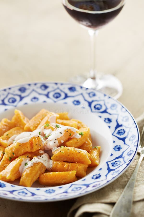 Naczynie dyniowy gnocchi zdjęcie royalty free