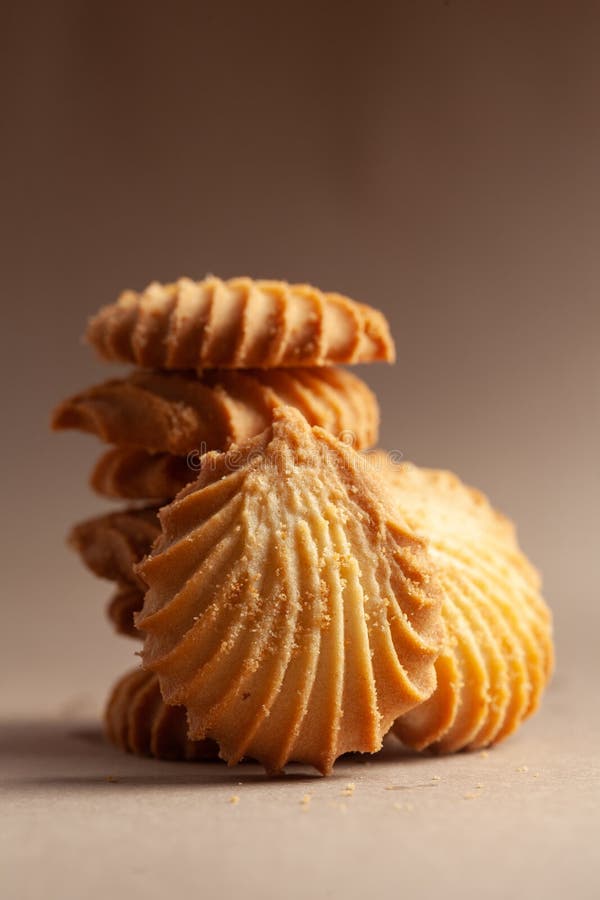 Nahaufnahme der Stapelung lecker frisch Mikrowelle gebacken einfache Kekse oder Kekse stockfoto