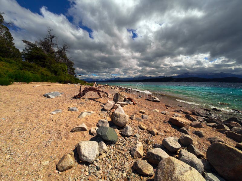 Nahuel Huapi-meer stock afbeelding. Afbeelding bestaande uit nahuel