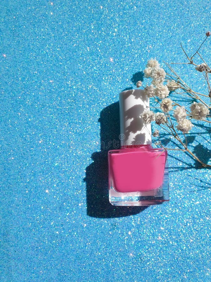 Bottle Classic Shine Nail Polish Stock Photos Free & RoyaltyFree