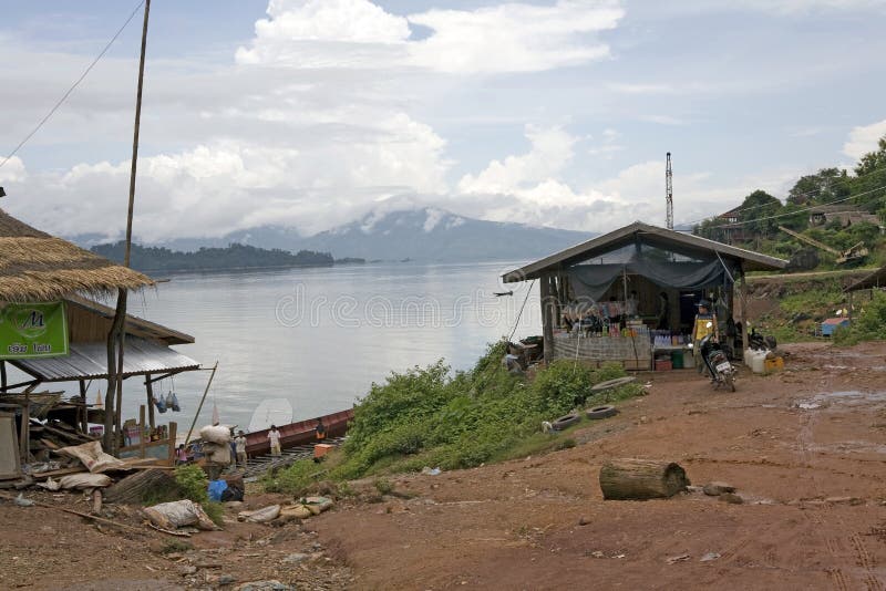 Nam Ngum Reservoir, Laos