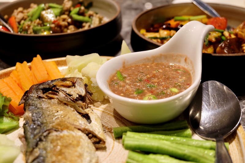 Nam Prik Kapi with Crispy Fried Mackerel and Fresh Vegetables royalty free stock photography