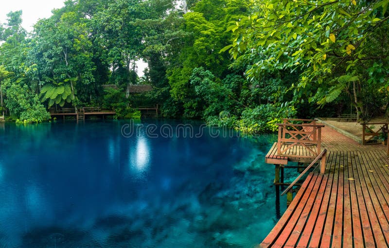 Nanda Blue Hole, Espiritu Santo, Vanuatu, Luganville