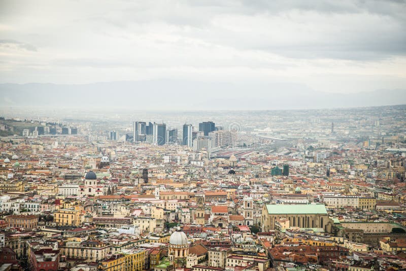 Naples, Italie - 30 novembre 2017 : Vue panoramique de l'Italien photos stock Naples, Italie - 30 novembre 2017 : Vue panoramique de l'Italien photos stock