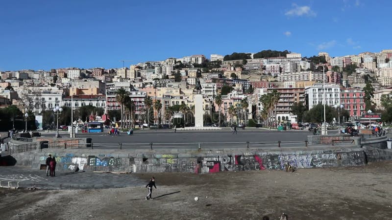 Napoli panoramica dalla scogliera di rotonda diaz banque de vidéos