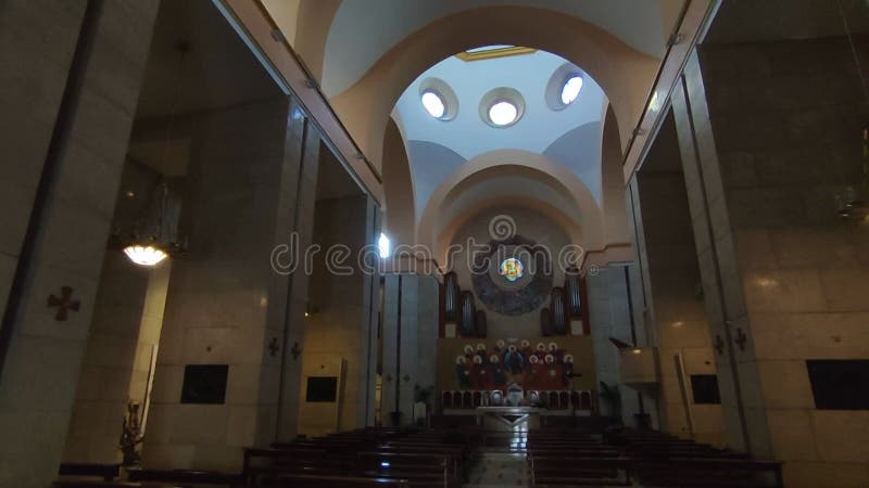 Napoli panoramica della chiesa di san vitale martire dallentrata banque de vidéos