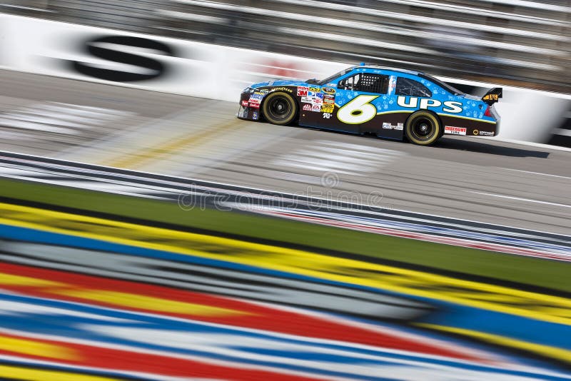 NASCAR: 7 november Dickies 500 royalty-vrije stock foto's NASCAR: 7 november Dickies 500 royalty-vrije stock foto's