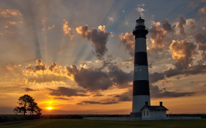 Nascer do sol do farol foto de stock royalty free Nascer do sol do farol foto de stock royalty free