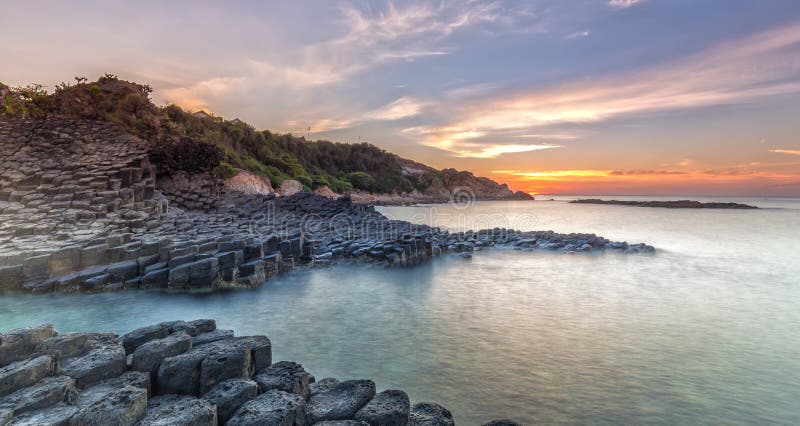 Nascer do sol no diâmetro de Ganh a Dinamarca, Vietname imagens de stock Nascer do sol no diâmetro de Ganh a Dinamarca, Vietname imagens de stock