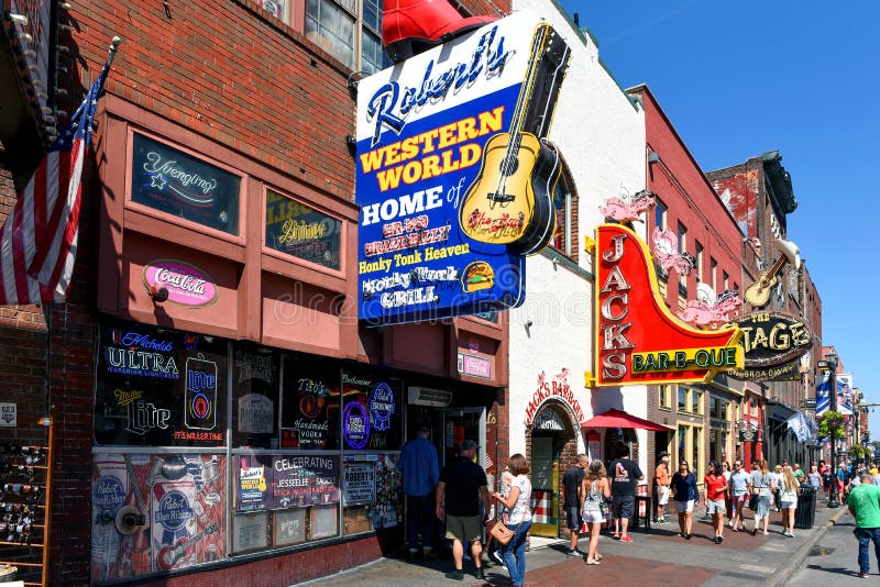 The Busy Broadway Street In Nashville Editorial Stock Image - Image of