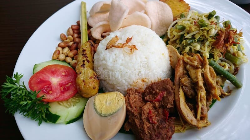 Nasi Campur Bali Indonesia foto de stock Nasi Campur Bali Indonesia foto de stock