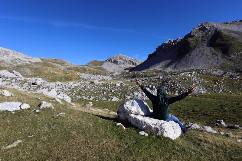 View of the Mountains and Golf Course from Castaway Restaurant Editorial Photo Image of