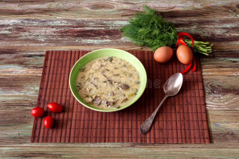 Nationale griechische Suppe Nahaufnahme ‚Magiritsa ‚ stockbilder Nationale griechische Suppe Nahaufnahme ‚Magiritsa ‚ stockbilder