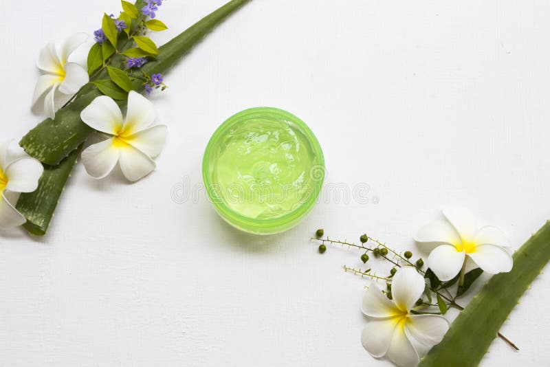Download 3 970 Aloe Vera Face Photos Free Royalty Free Stock Photos From Dreamstime PSD Mockup Templates