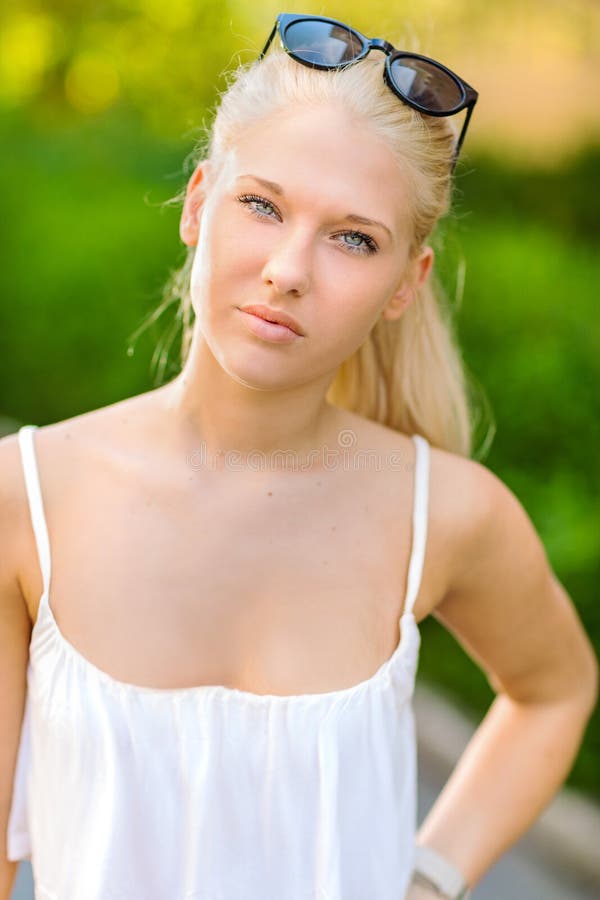 Attractive Teen Model Posing in the Sun Stock Im pic Attractive Teen Model Posing in the Sun Stock Im image