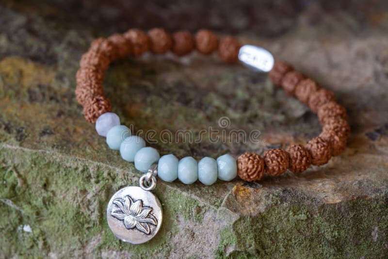 Natural Labradorite Beads and Rudraksha Seed Beads Bracelet with Lotus ...