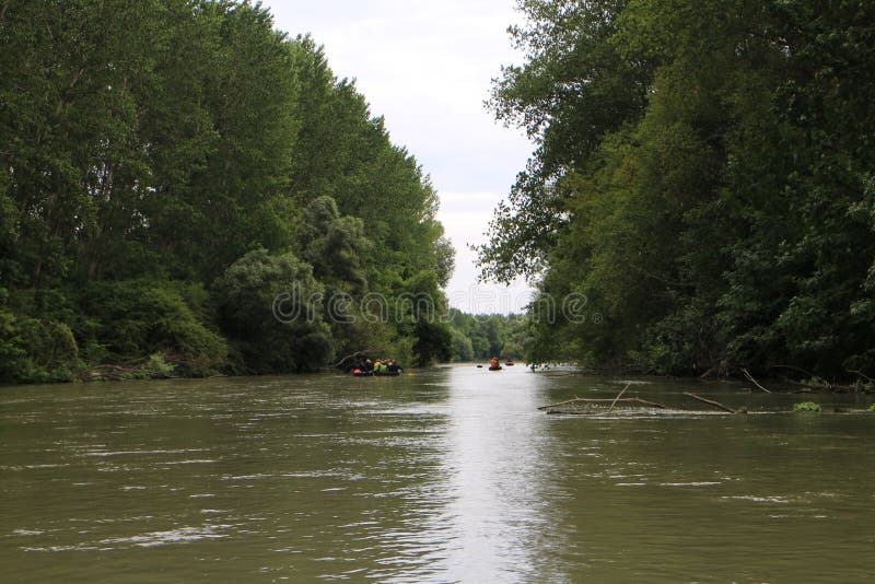 Navigace na (malý) řeka, Slovensko.