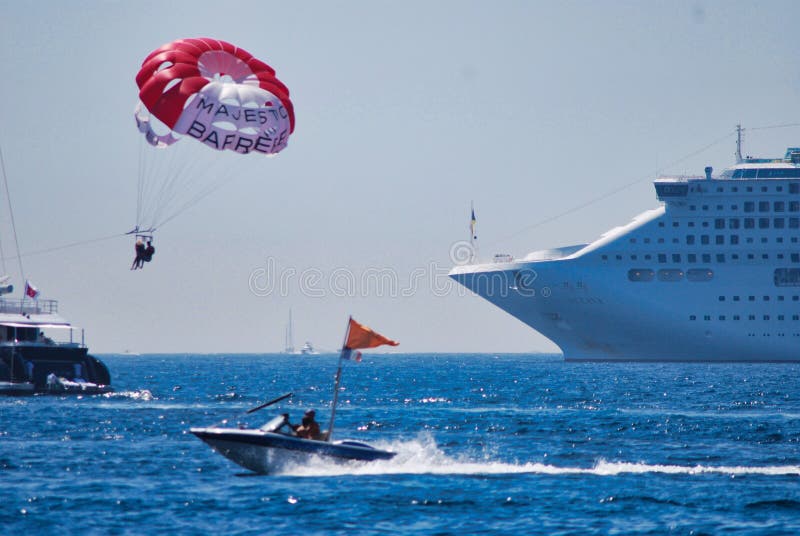 navigazione, veicolo, mare, sport, barca, vento, fodera, transatlantico immagine stock libera da diritti navigazione, veicolo, mare, sport, barca, vento, fodera, transatlantico immagine stock libera da diritti