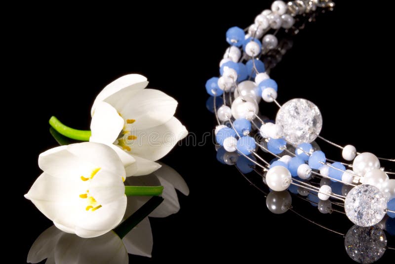 Necklace with flowers