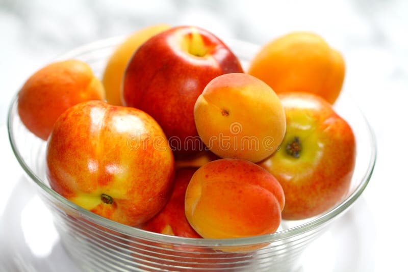 Nectarines and apricots stock image. Image of freshly 14818933