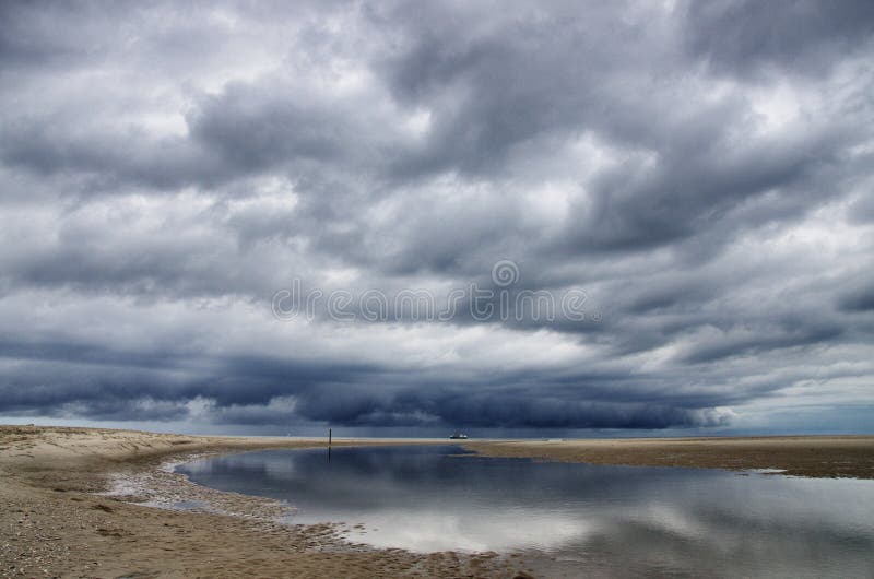 Nederlandse wolken stock foto Nederlandse wolken stock foto