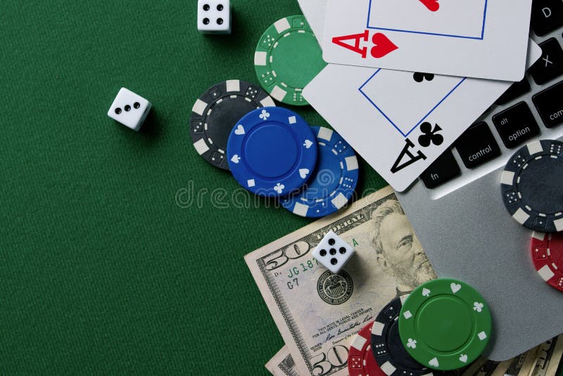 Jogue poker online. casino online - conceito de jogo online