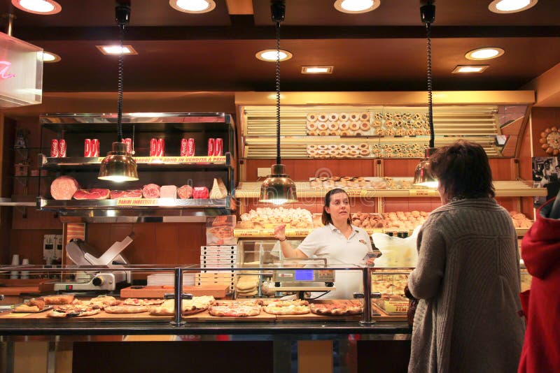 Negozio Di Alimentari a Roma Fotografia Editoriale Immagine di italia