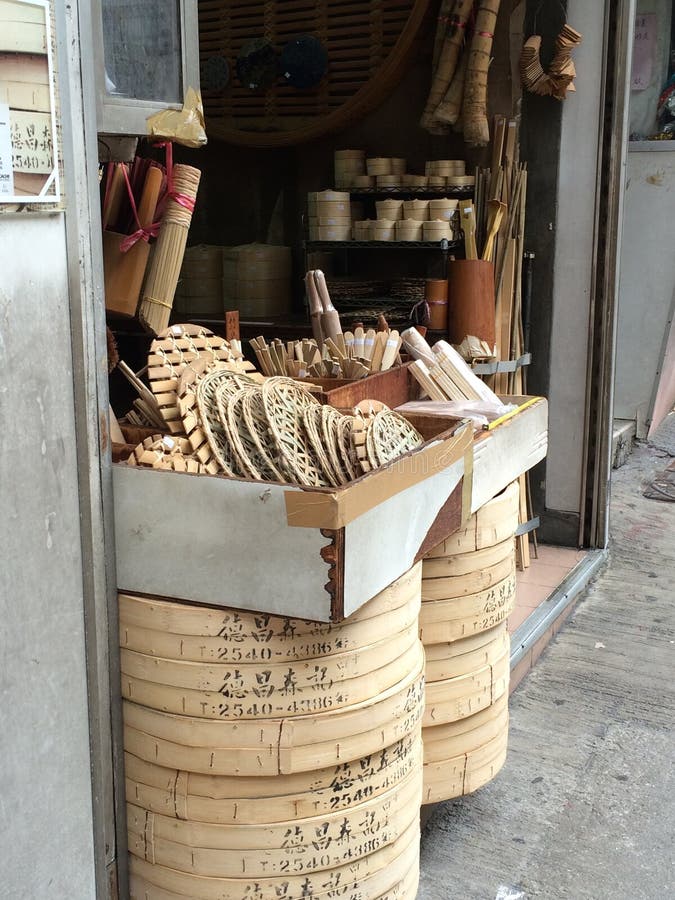 Negozio tradizionale che vende il vapore di Dim Sum immagini stock Negozio tradizionale che vende il vapore di Dim Sum immagini stock